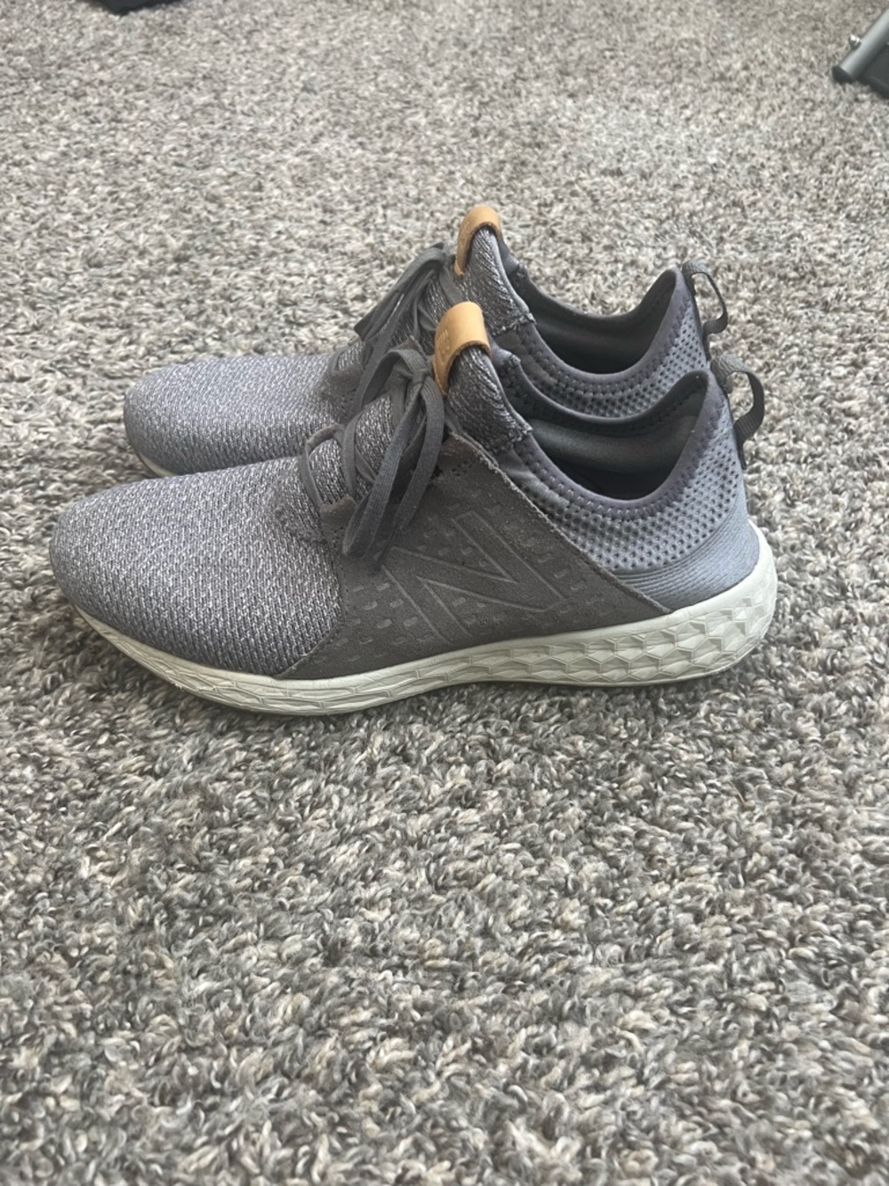 New Balance Men's Gray Knit Lightweight Sneakers  Fresh Foam Cruz